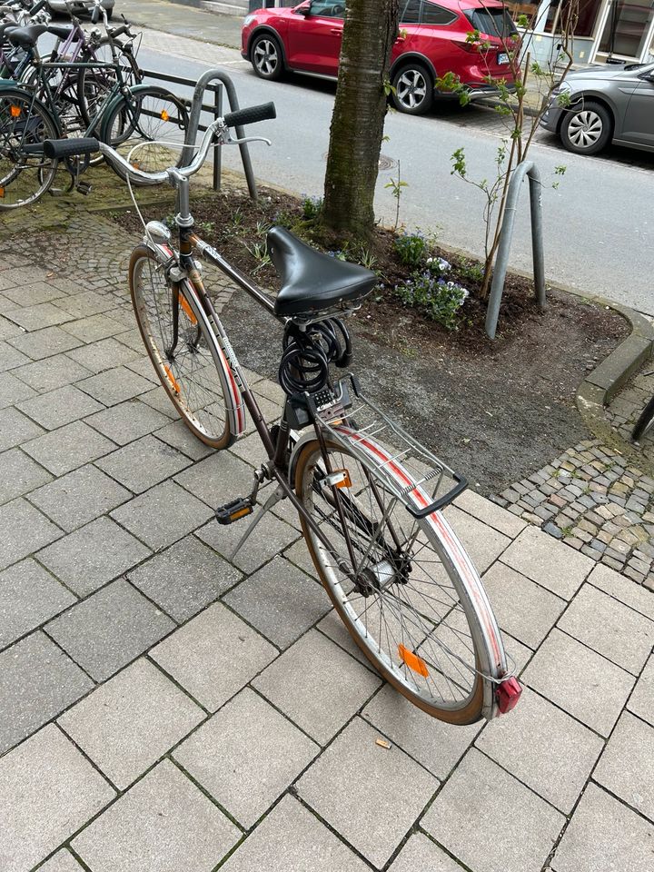 Vintage Fahrrad für Bastler mit Schloss in Osnabrück