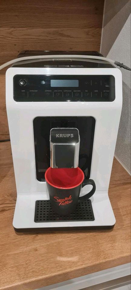 Krups Kaffeevollautomat in einem sehr guten Zustand Neupreis 649, in Schorndorf
