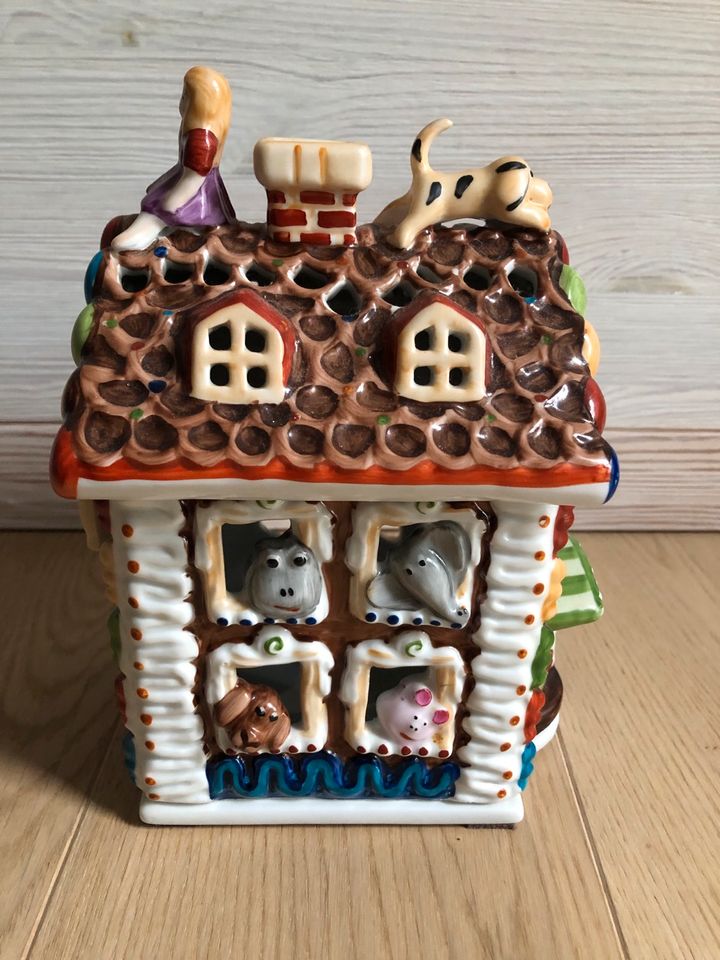 Villeroy & Boch Weihnachten Puppenhaus in Düsseldorf