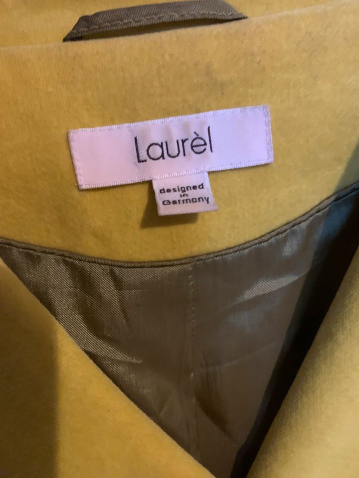 Laurel Blazer, Gr. 36 in Essen