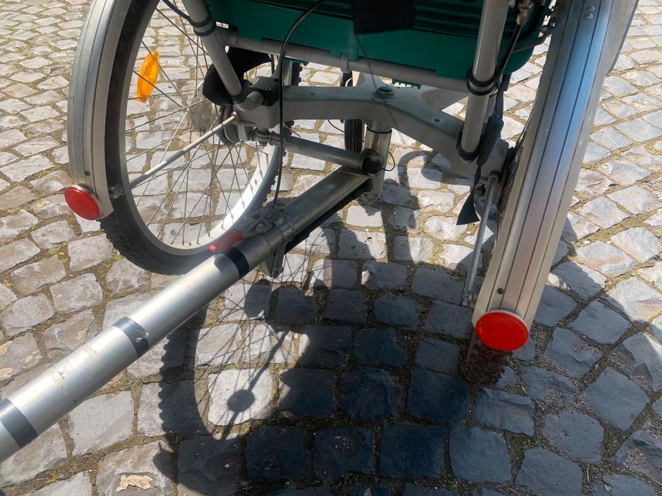 Dreirad mit integrierten Rollstuhl Firma Rollfietz in Burkardroth