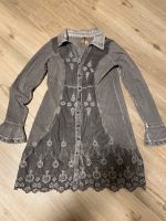 Damen Longbluse Bluse von Tredy Größe 38 grau spitze Niedersachsen - Großenkneten Vorschau