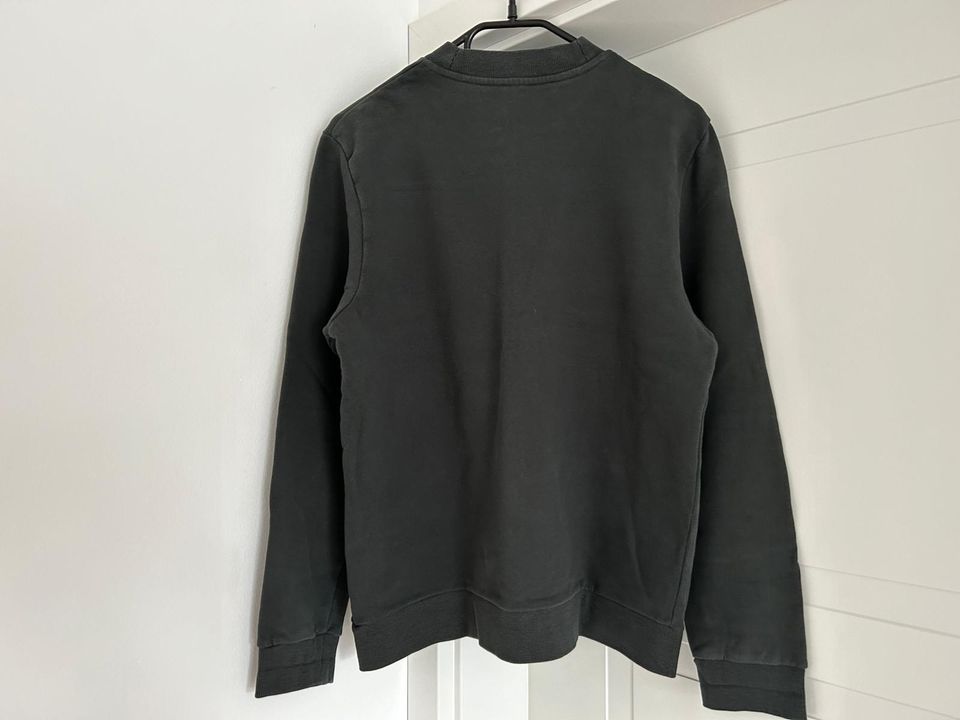 COS Sweatshirt Sweater Pullover Gr M schwarz grün Baumwolle in Berlin