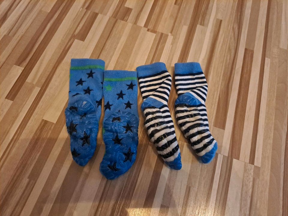 Sterntaler Anti-Rutsch Socken Gr. 21 22 NEU in Datteln