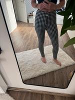 Zara Stoffhose Damen Gr M schwarz weiß Karo top Zustand highwaist Brandenburg - Zehdenick Vorschau
