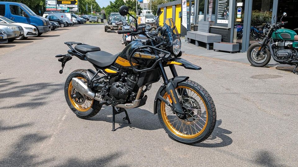 Royal Enfield Himalayan 450 (LC) NEU in Hanle Black in Celle