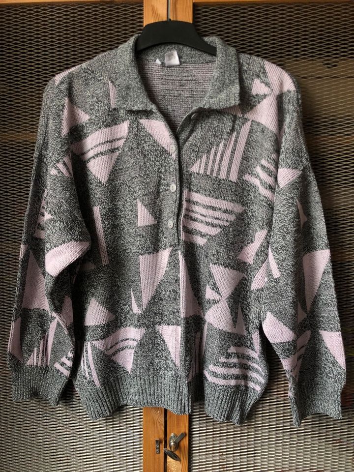 Vintage Pullover Rosa Grau Geometrisches Muster in Duisburg