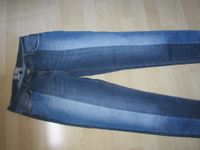 Jeanshose von CECIL in Blau , Gr. 30 / 28 , Top Zustand ! Nordrhein-Westfalen - Siegen Vorschau