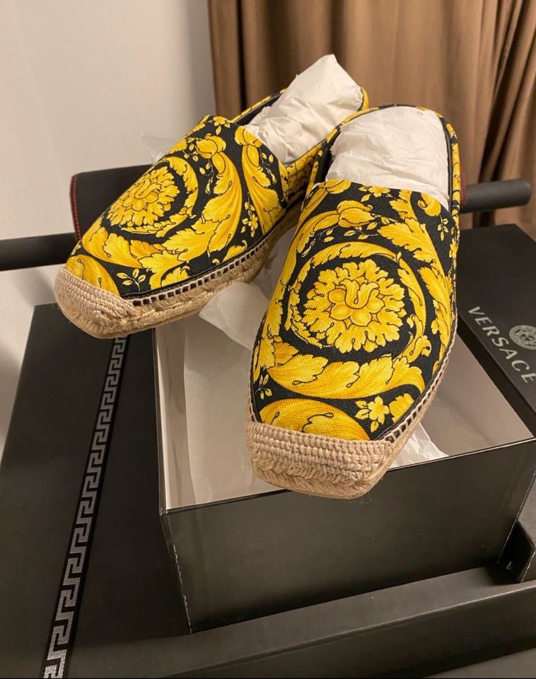 Versace Espadrilles 44 NEU Barock LAMMLEDER HERREN in Böblingen