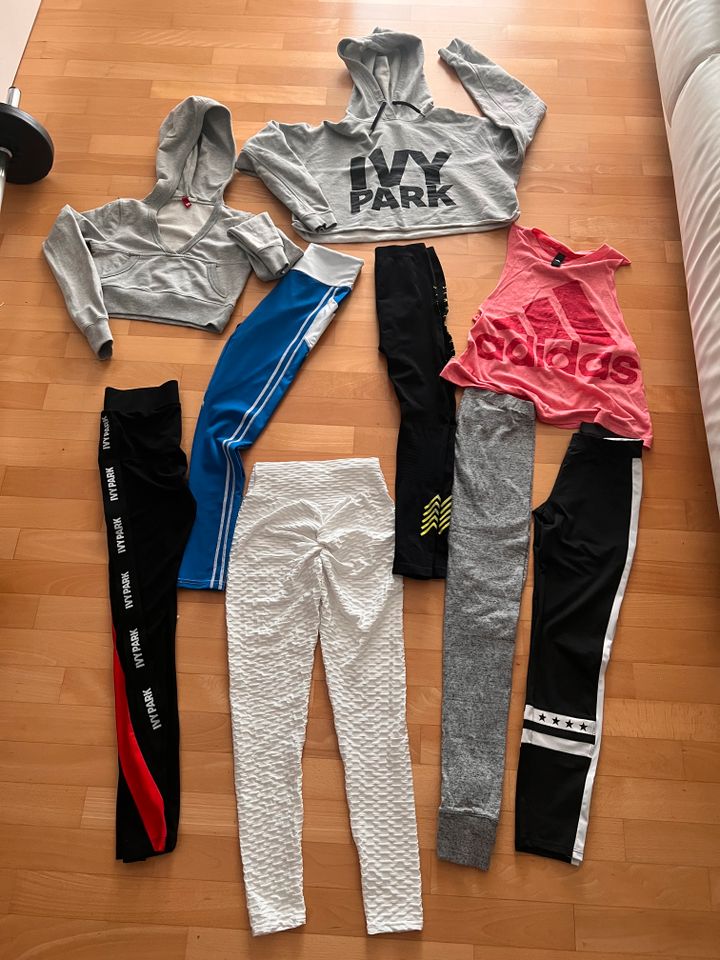 Sportoutfit Paket 9Teile in Stuttgart