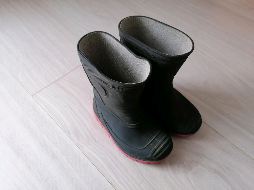 Gummistiefel für Mädchen Größe 22 in Glauchau