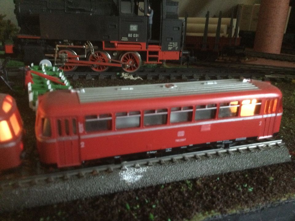 Märklin H0 Schienenbus mit Waggon Digital in Petershagen