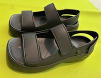 Crocs Skyline Sandale - Schwarz - Größe W10 41-42 NEU Nordrhein-Westfalen - Beverungen Vorschau