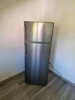 Neuwertiger Kühlschrank mit großem Gefrierfach! Nordrhein-Westfalen - Mülheim (Ruhr) Vorschau
