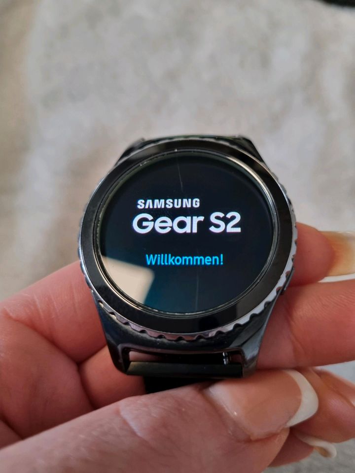 Samsung Gear S2 classic Smartwatch in Speyer