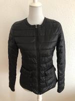 Benetton Steppjacke Gr. S schwarz Thüringen - Erfurt Vorschau