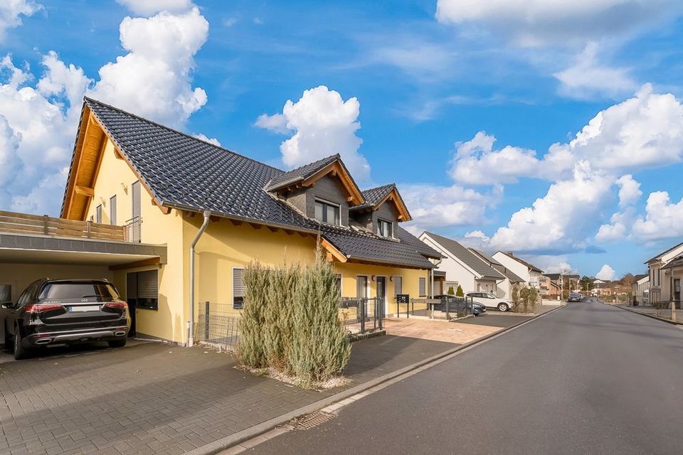 Barrierefreie Eigentumswohnung mit großem Garten, Carport in KFW 40 Haus in Meckenheim