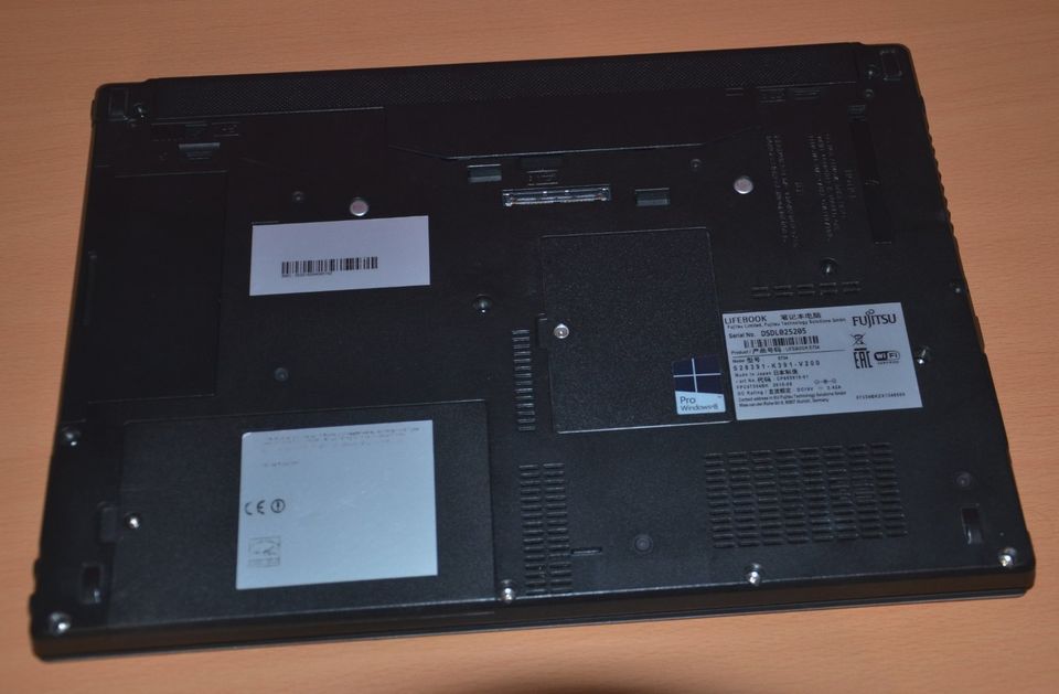 Fujitsu Lifebook E734 i5  4200 M 2,50 GHz 4 GB  320 GB WIN 10 pro in Neuss