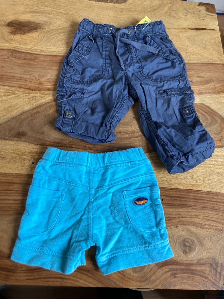 Kurze Hosen Paket 11 Teile Gr 74/80, u.a. Baby gap in Kelkheim