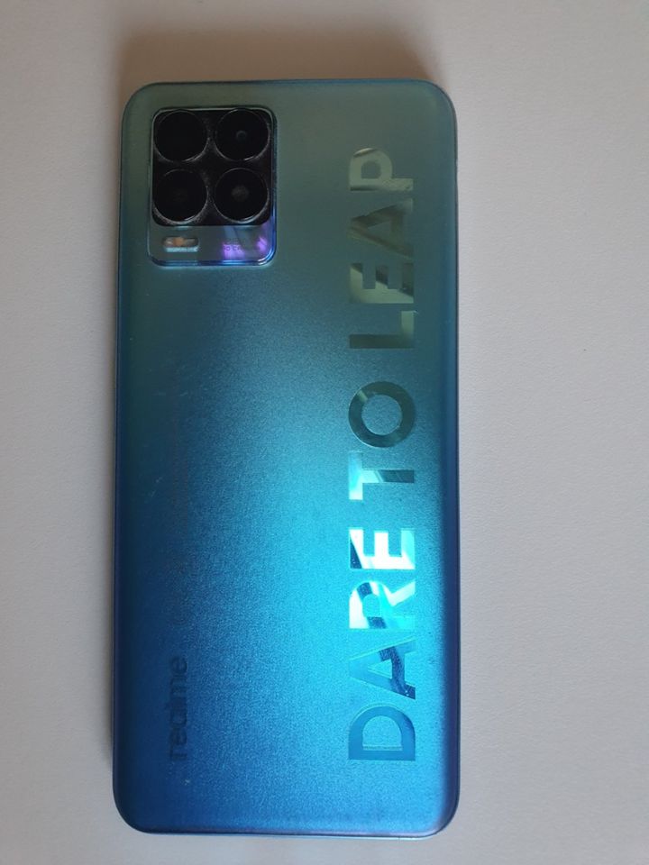 RealMe 8 Pro 6,4 Zoll, Dual Sim, 128GB, Infinite Blue in Freiburg im Breisgau
