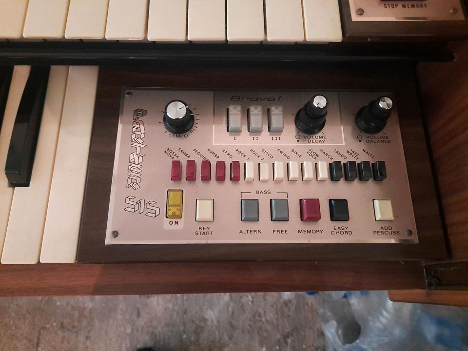 Heimorgel Farfisa "DOMINIQUE DE LUXE" in Issum