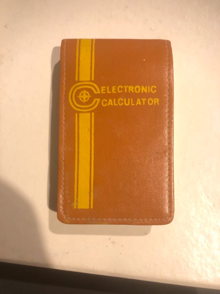 Vintage Taschenrechner, electronic calculator model 792 in Flensburg
