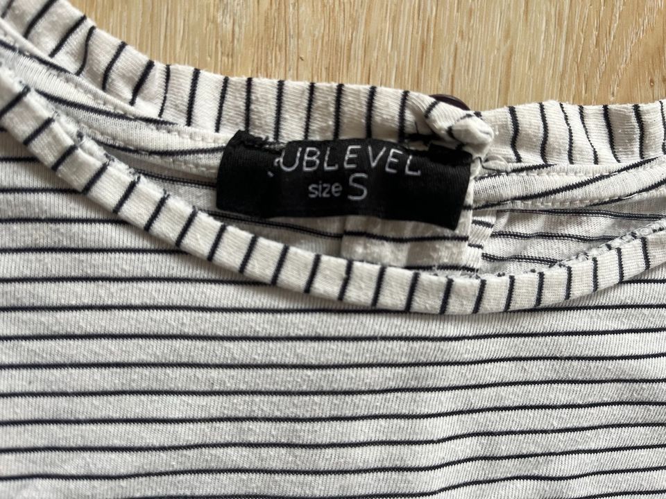 Sublevel Langarm Shirt Pullover Gr. S in Neugersdorf