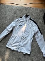 Nike Sportjacke weiß Größe S Hessen - Darmstadt Vorschau