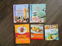 5 Kochbücher: GU Küchenklassiker, Thermomix, Low Carb Niedersachsen - Vögelsen Vorschau