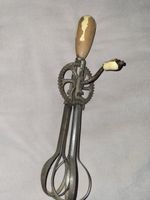 Antik Vintage 40er mechanisch Handmixer Handrührgerät Schneebesen Niedersachsen - Sibbesse  Vorschau