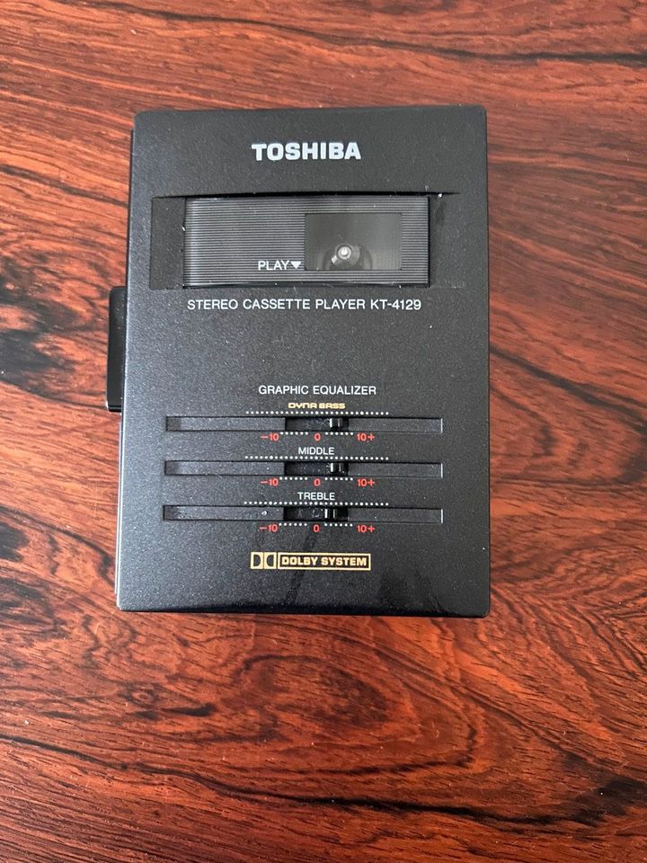 Seltener Vintage Stereo Kassetten Player TOSHIBA KT-4129 Walkman in Berlin  - Charlottenburg, Weitere Audio & Hifi Komponenten gebraucht kaufen