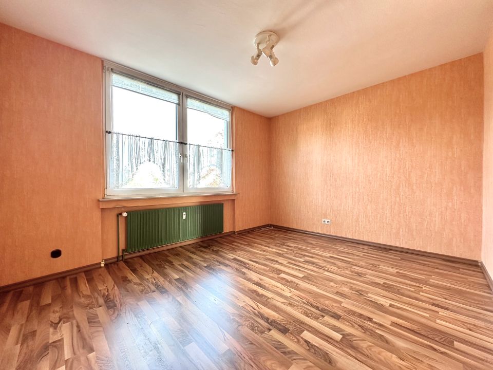 84 m2 275 € Hausgeld! Barrierearme ETW + West-Loggia. 3,5 Z. mit Aufzug, Stellplatz & Rheinnähe. in Köln