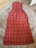 Sommerkleid Maxikleid trägerlos Strandkleid Größe 36 Berlin - Neukölln Vorschau
