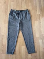 ZARA Jogger Knit Hose – NEU mit Etikett – Größe L Nordrhein-Westfalen - Mülheim (Ruhr) Vorschau