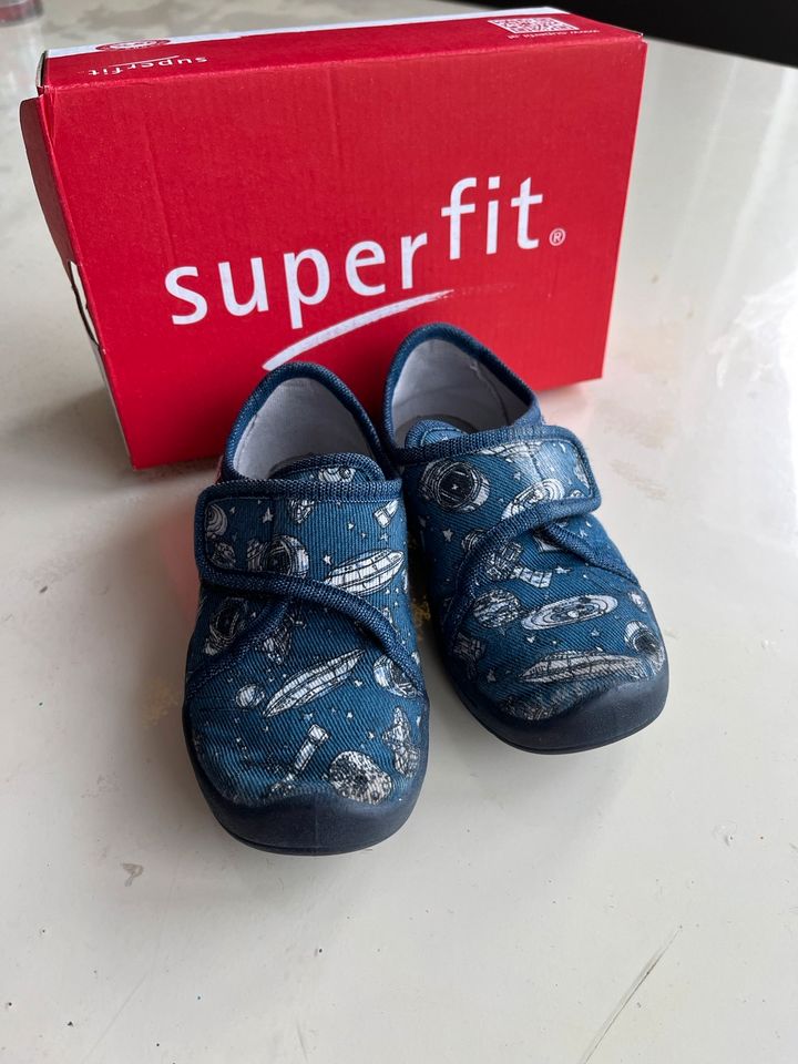 Hausschuhe Superfit Gr. 25 Planet Weltall Jungen Spotty in Aichach