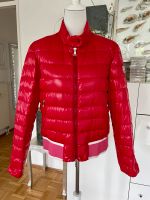 Daunenjacke von Moncler Gr.4(40) Nordrhein-Westfalen - Mülheim (Ruhr) Vorschau