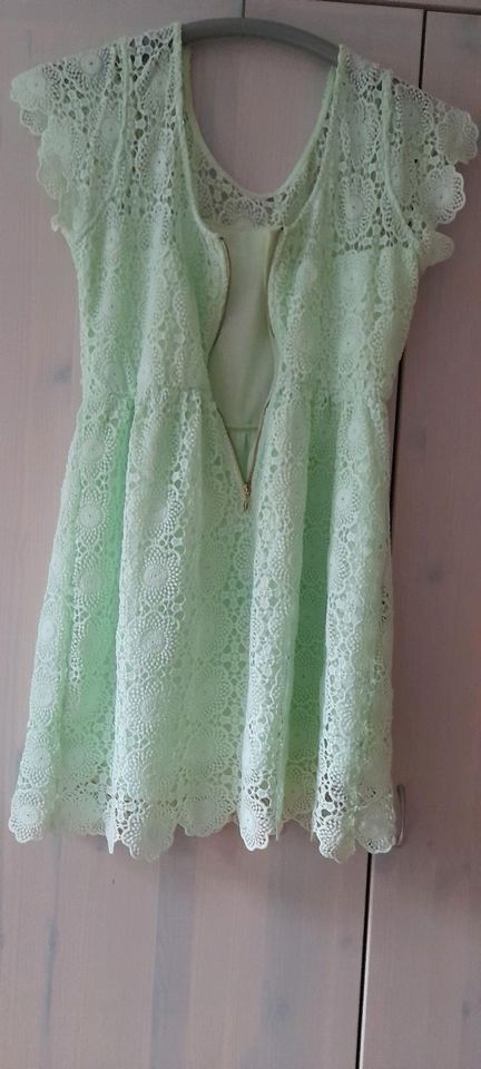 Damen Kleid 38 Sommerkleid Mintfarben Spitze in Lippstadt