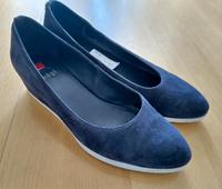 Högl Keilabsatz Pumps Velourkid-Leder dunkelblau 4,5 / 37,5 Hessen - Dieburg Vorschau