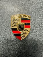 Porsche Emblem Wappen 4 x 3 cm Neu für Lenkrad Airbag etc. Hessen - Eschborn Vorschau