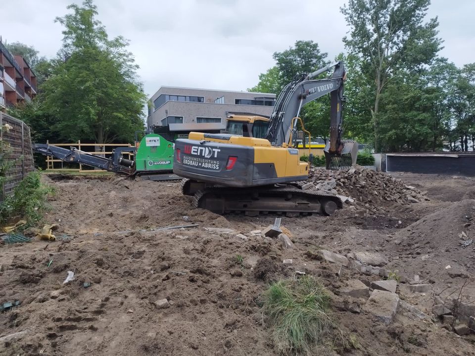 Baggerarbeiten / Abriss / Abtransport in Anklam