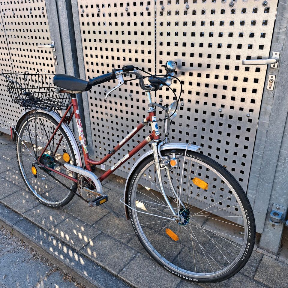 Sekura Damen Fahrrad 28" in Hamburg