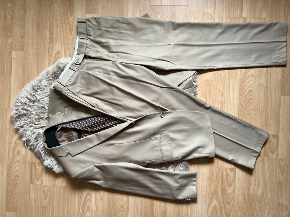 Anzug 4teilig - Sakko Weste Hose Krawatte gr. 48 beige Braun in Neustadt (Dosse)