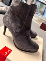 HÖGL NEU Stiefeletten Wildleder grau 4,5 37,5 Hessen - Bad Homburg Vorschau