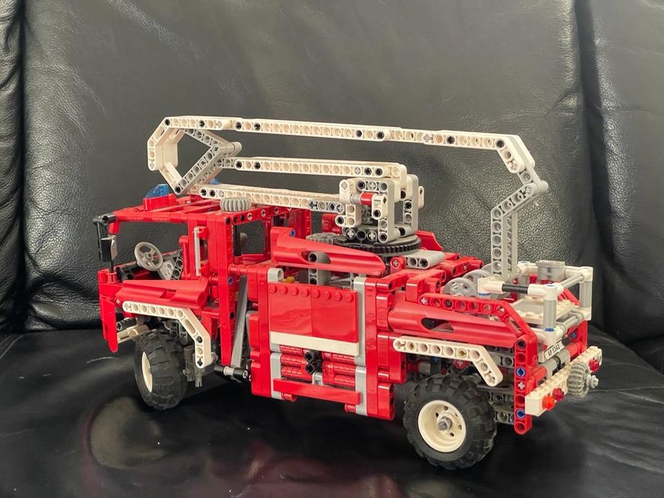 Lego Technik Feuerwehrauto in Dortmund