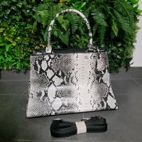 Tasche Handtasche schlangen print Saarland - Mandelbachtal Vorschau