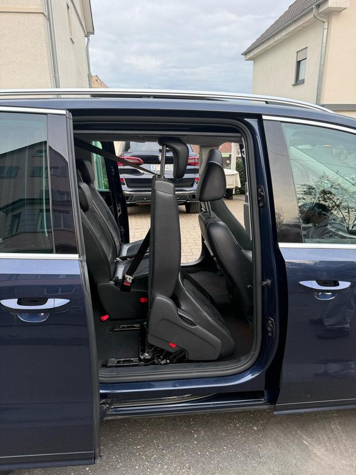 VW Sharan in Top-Zustand – TÜV frisch, Kupplung neu, Panoramadach in Siegen