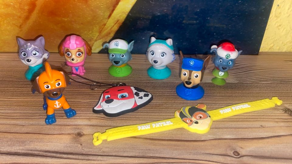 Peppa Wutz Spongebob Schlümpfe Plumps Paw Patrol Figuren je 1€ in Gotha