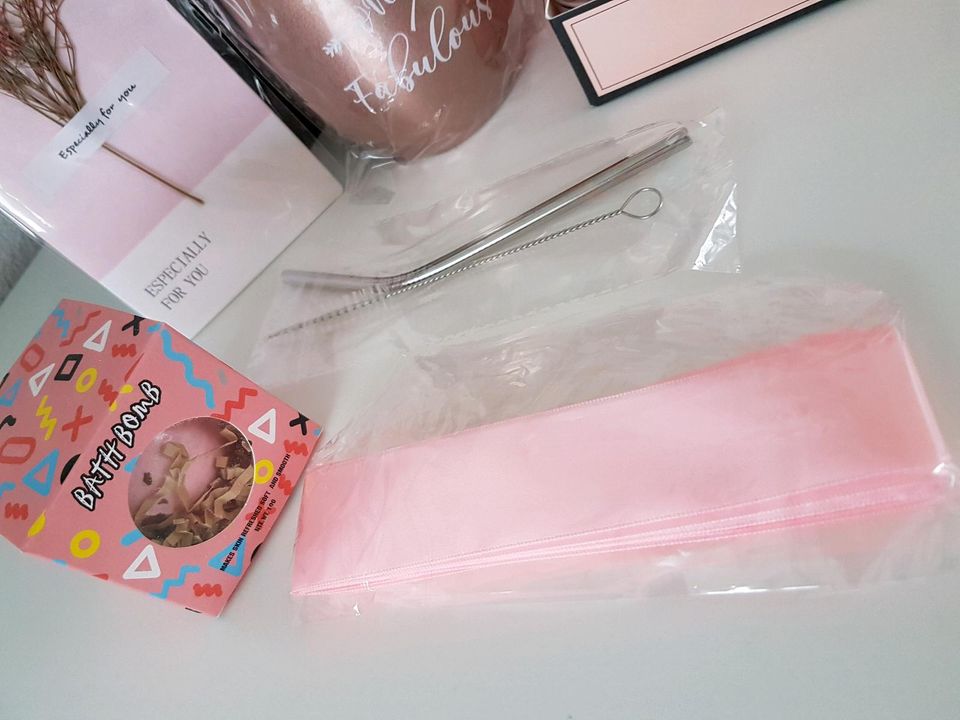 Geschenkset Frau Damen Mutter Freundin Tochter Pink Rosa Box in Gummersbach