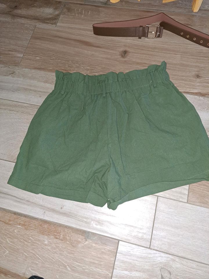 Hose mit Bluse im 50er Vintage Stil in Fürstenwalde (Spree)