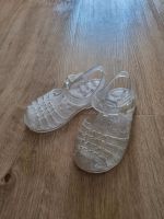 Neue Badeschuhe Sandaletten Strandschuhe Gr. 24 Nordwestmecklenburg - Landkreis - Dassow Vorschau